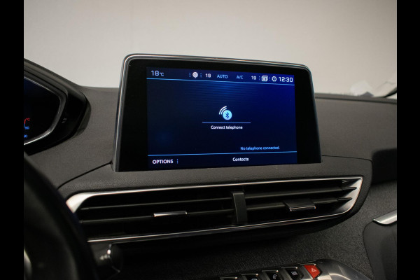 Peugeot 5008 1.2 PureTech Allure Sport (PANORAMADAK,NAVI,CRUISE,LEDER,LED,GETINT,CAMERA,DAB,PDC,SPORTSTOELEN,LM VELGEN,NETTESTAAT)