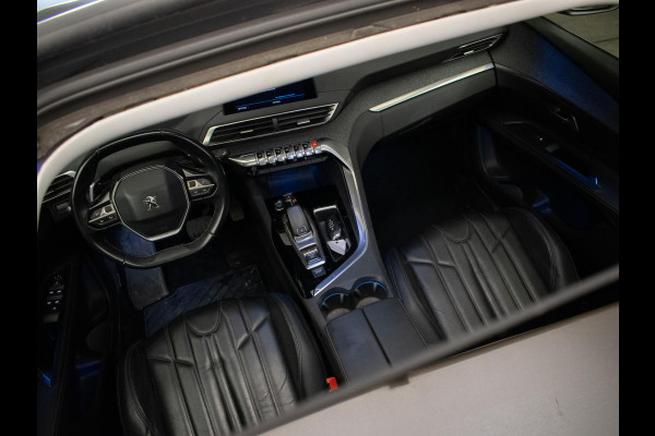 Peugeot 5008 1.2 PureTech Allure Sport (PANORAMADAK,NAVI,CRUISE,LEDER,LED,GETINT,CAMERA,DAB,PDC,SPORTSTOELEN,LM VELGEN,NETTESTAAT)