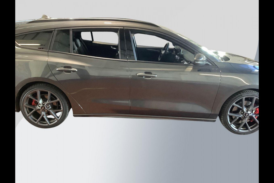 Ford FOCUS Wagon 2.3 EcoBoost ST-3 | 280PK | Adaptive cruise control | Launch control | Winter Pack | Full LED | Camera