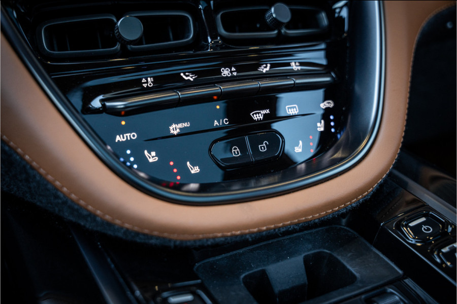 Aston Martin Dbx 4.0 V8 - 1/500 | Panorama | 360 Camera | Luchtvering | Stoelkoeling