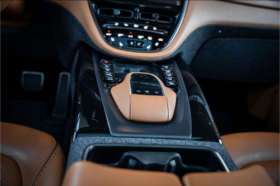Aston Martin Dbx 4.0 V8 - 1/500 | Panorama | 360 Camera | Luchtvering | Stoelkoeling