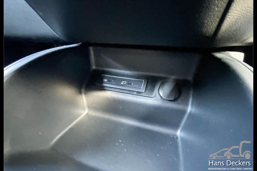 Mercedes-Benz Eqv Lang Avantgarde Navi 360° Camera 7-Zits Leder MBUX Apple Carplay / Android Auto Fabrieksgarantie!