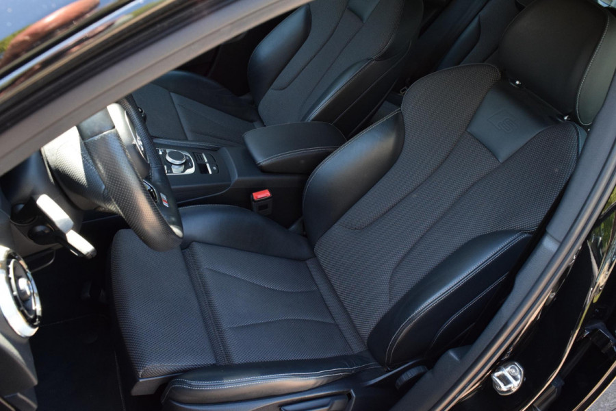 Audi A3 Sportback 1.0 TFSI Sport S Line Edition|19" velgen|