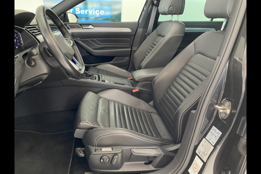 Volkswagen Passat 1.4 TSI PHEV GTE Business Trekhaak | Leer | Panorama dak | Elektrische achterklep / Virtual cockpit