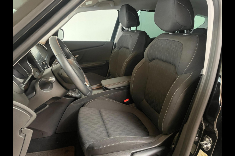 Renault Scénic 1.3 TCe Intens AIRCO CLIMA NAVI STOELVERW PDC CAMERA VELGEN NIEUWSTAAT
