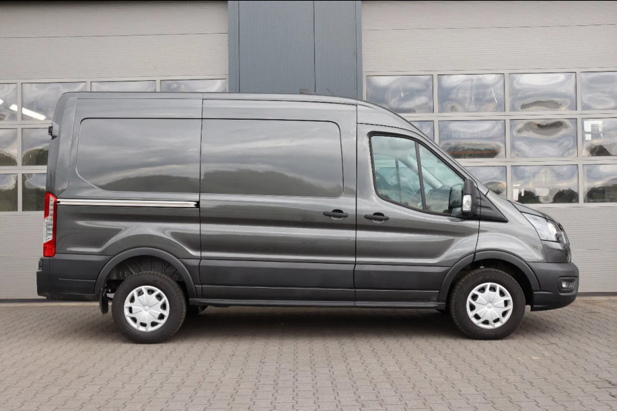 Ford Transit 2.0 TDCi 170PK L2H2 l AUTOMAAT l TREKHAAK l PDC