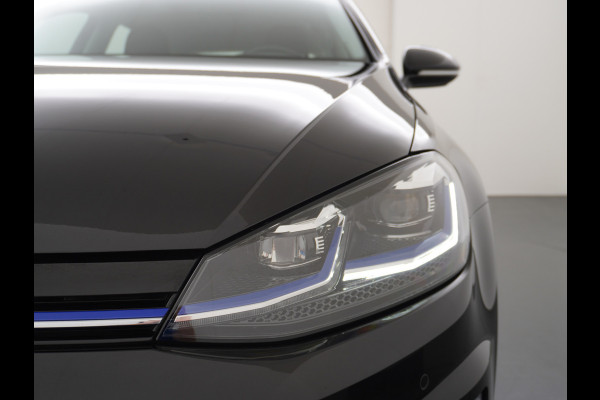 Volkswagen e-Golf AUT. Adaptive Cruise Apple Carplay Android Navi Climatronic Pdc Led Regen-Lichtsensor 36kWh Bluetooth Car-Net App-Connect E-DITION 1e Eigenaar