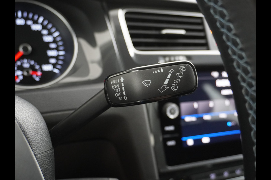 Volkswagen e-Golf AUT. Adaptive Cruise Apple Carplay Android Navi Climatronic Pdc Led Regen-Lichtsensor 36kWh Bluetooth Car-Net App-Connect E-DITION 1e Eigenaar