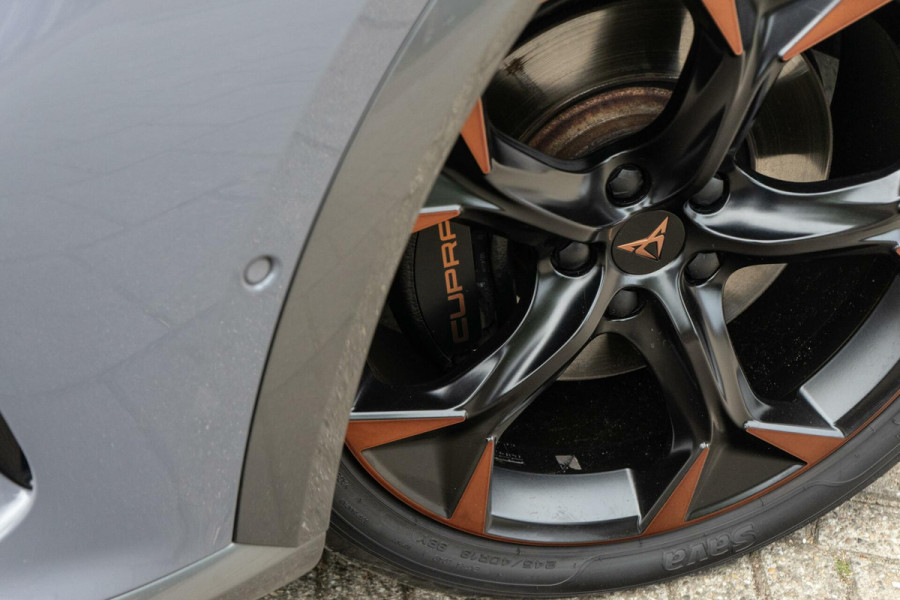 CUPRA Formentor 1.4 e-Hybrid VZ Copper Edition Pano / Memory / Camera