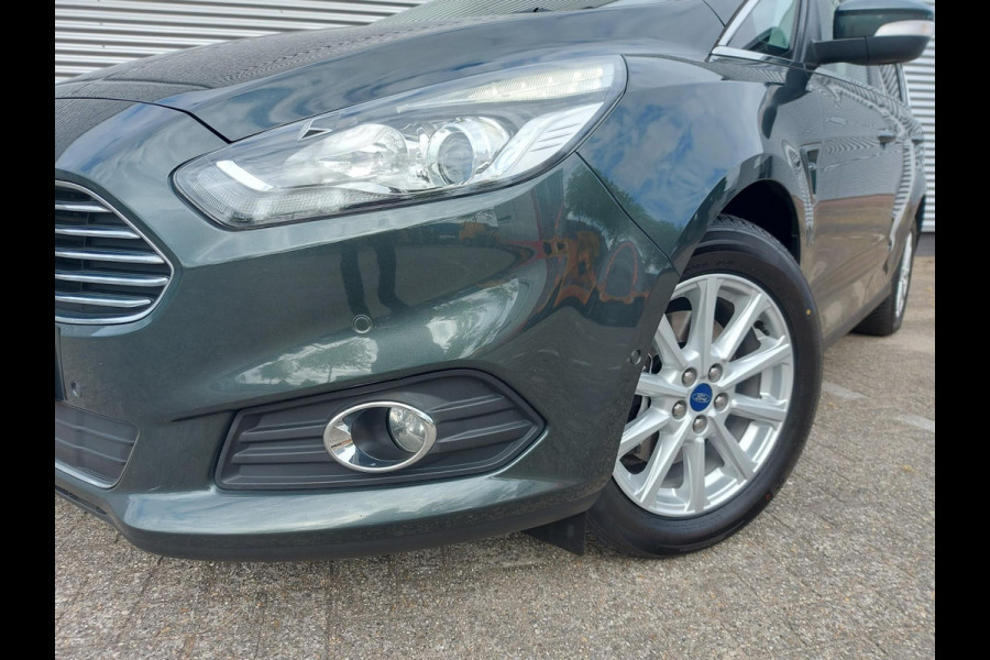 Ford S-Max 1.5 Titanium, airco,trekhaak,navigatie,stoelverwarming,parkeersensoren,