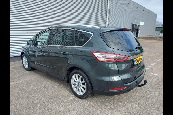 Ford S-Max 1.5 Titanium, airco,trekhaak,navigatie,stoelverwarming,parkeersensoren,