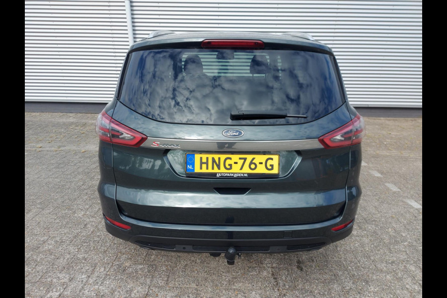Ford S-Max 1.5 Titanium, airco,trekhaak,navigatie,stoelverwarming,parkeersensoren,