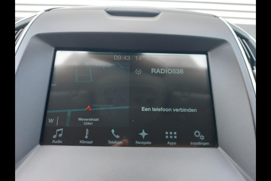 Ford S-Max 1.5 Titanium, airco,trekhaak,navigatie,stoelverwarming,parkeersensoren,