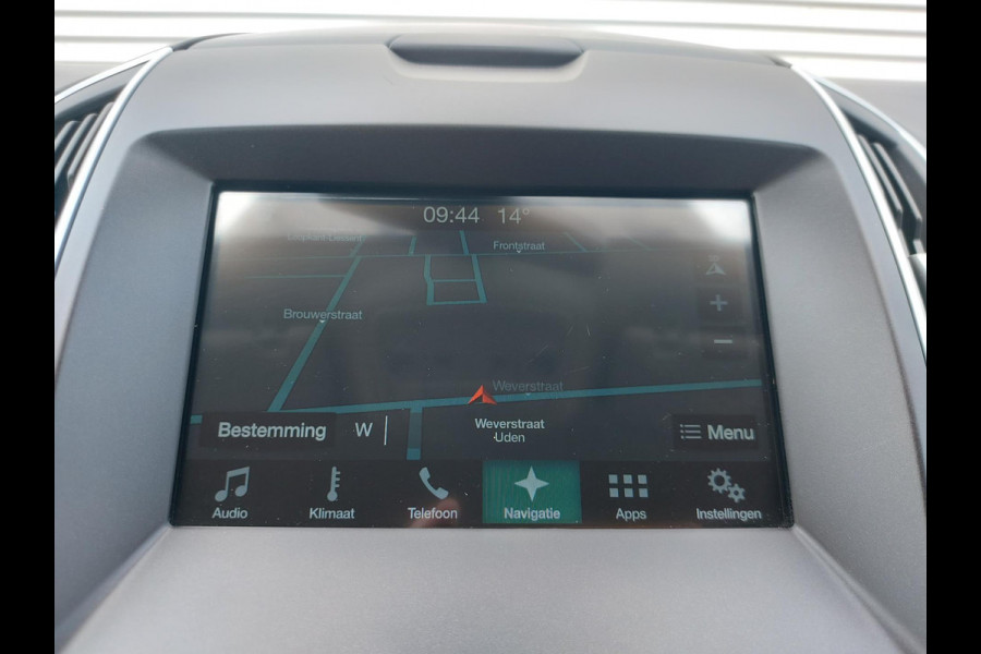 Ford S-Max 1.5 Titanium, airco,trekhaak,navigatie,stoelverwarming,parkeersensoren,