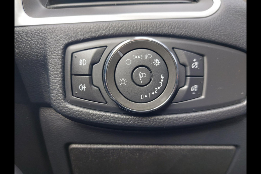 Ford S-Max 1.5 Titanium, airco,trekhaak,navigatie,stoelverwarming,parkeersensoren,