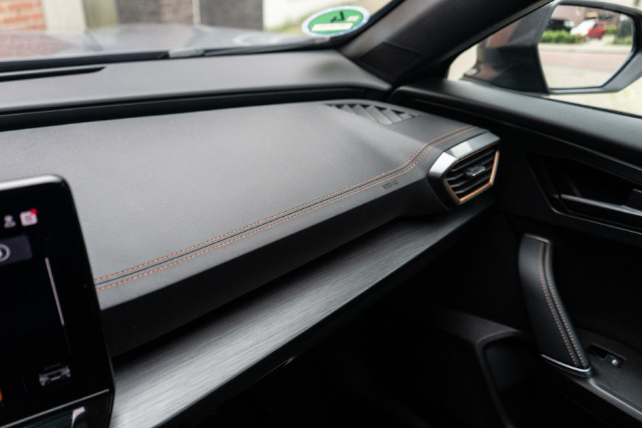 CUPRA Formentor 1.4 e-Hybrid VZ Copper Edition Pano / Memory / Camera