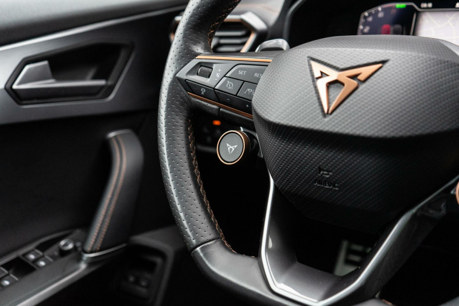 CUPRA Formentor 1.4 e-Hybrid VZ Copper Edition Pano / Memory / Camera