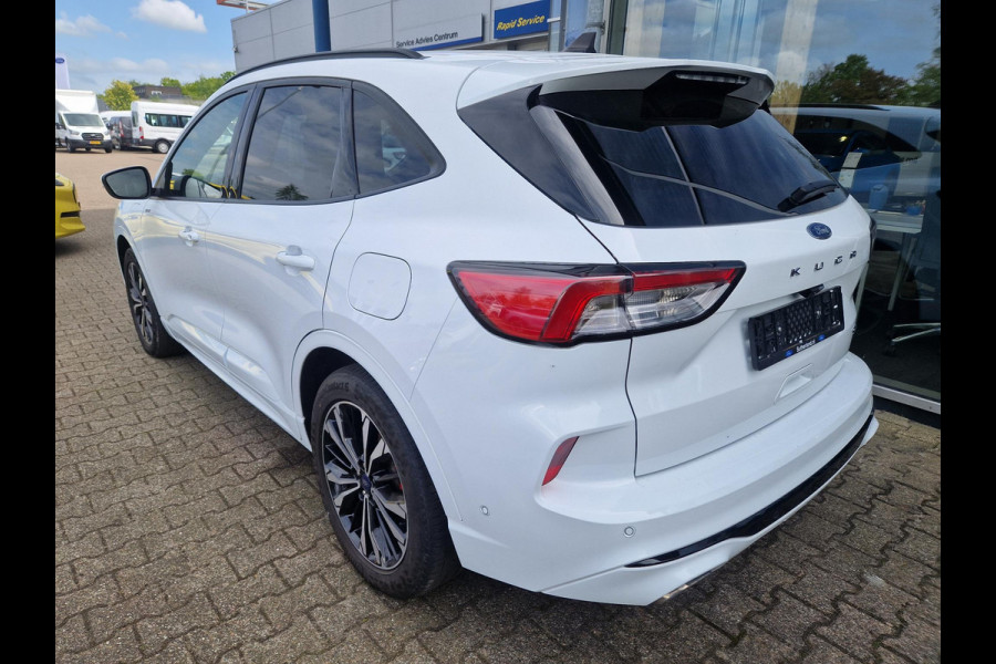 Ford Kuga 2.5 PHEV ST-Line X | Wegklapbare Trekhaak (Elektrisch bedienbaar | 19 inch velgen| Adaptive cruise control | Winter Pack | Dode hoek | Camera voor en achter
