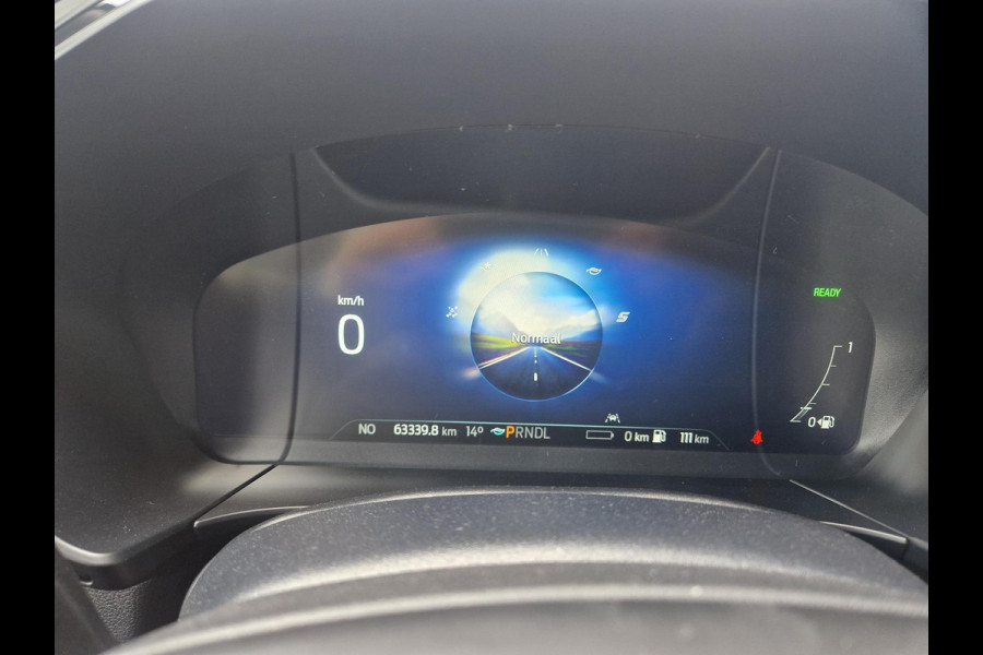 Ford Kuga 2.5 PHEV ST-Line X | Wegklapbare Trekhaak (Elektrisch bedienbaar | 19 inch velgen| Adaptive cruise control | Winter Pack | Dode hoek | Camera voor en achter