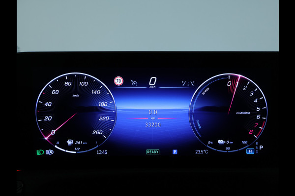 Mercedes-Benz CLA-Klasse Shooting Brake 250 e AMG Plug-In Hybride | 5 spaaks lichtmetalen velgen | Navigatie | Wide screen | Parking support met camera achter | Inclusief 24 maanden Mercedes-Benz Certified garantie voor Europa.