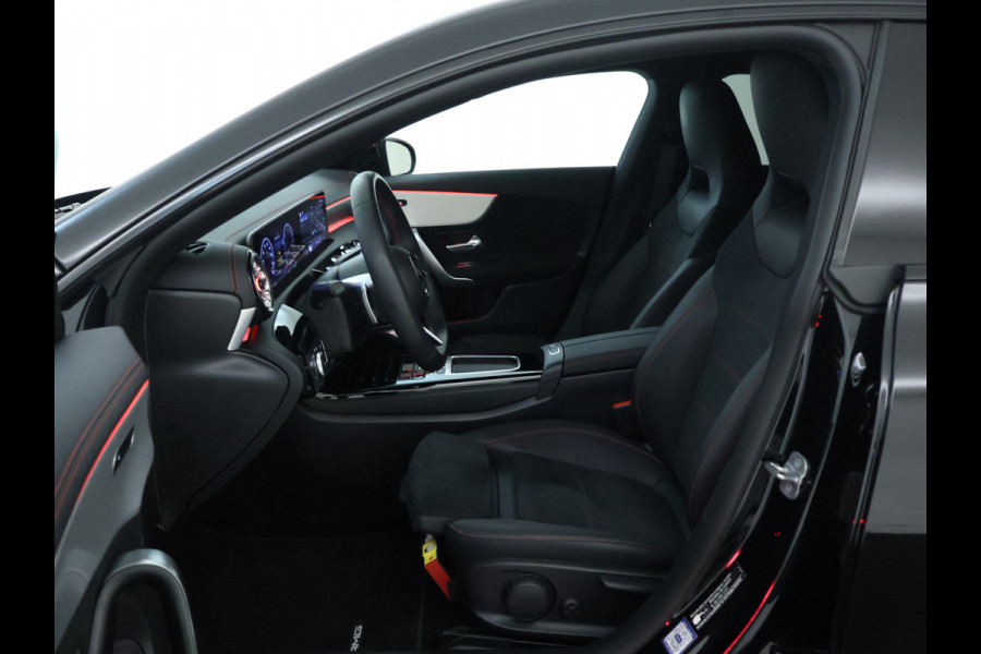Mercedes-Benz CLA-Klasse Shooting Brake 250 e AMG Plug-In Hybride | 5 spaaks lichtmetalen velgen | Navigatie | Wide screen | Parking support met camera achter | Inclusief 24 maanden Mercedes-Benz Certified garantie voor Europa.