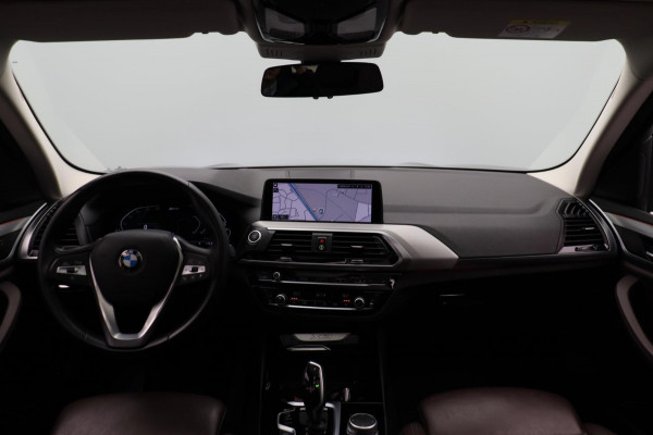 BMW X3 XDrive30e High Executive Pano/dak Head/up Sport/stoelen