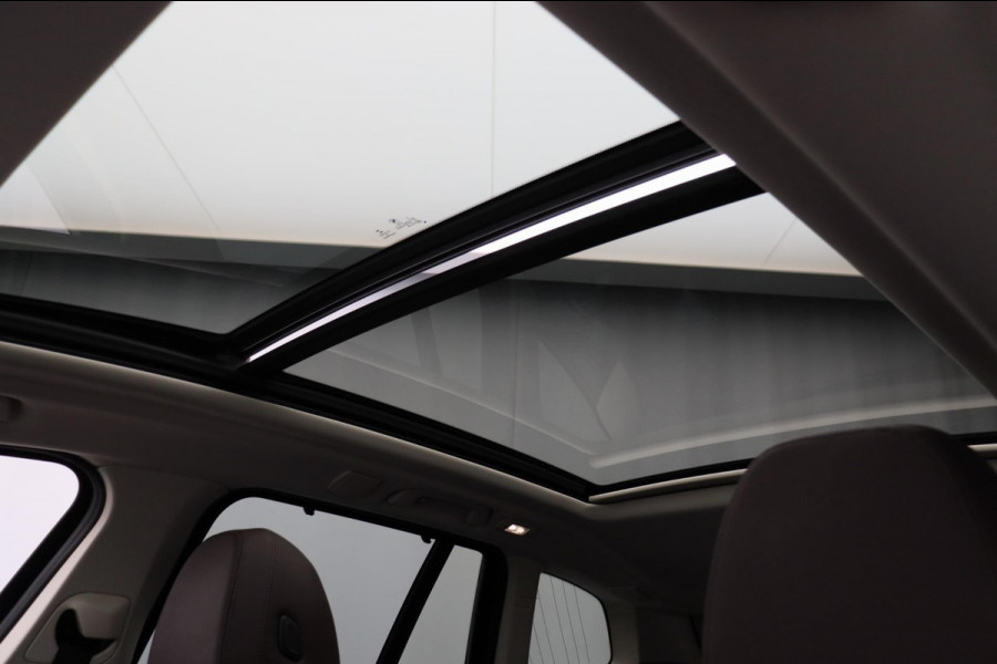 BMW X3 XDrive30e High Executive Pano/dak Head/up Sport/stoelen