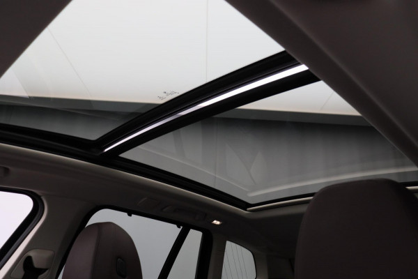 BMW X3 XDrive30e High Executive Pano/dak Head/up Sport/stoelen
