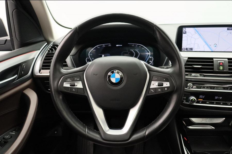 BMW X3 XDrive30e High Executive Pano/dak Head/up Sport/stoelen
