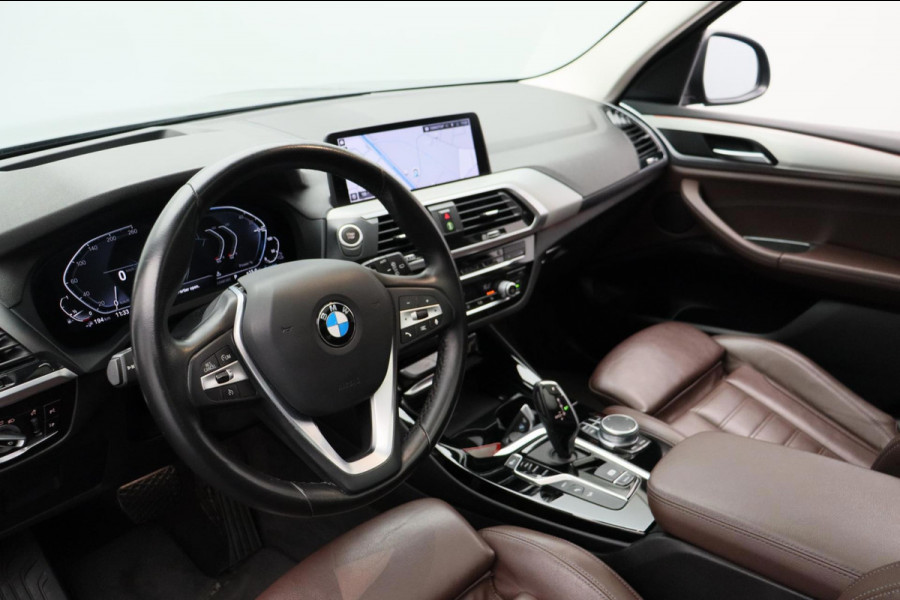 BMW X3 XDrive30e High Executive Pano/dak Head/up Sport/stoelen
