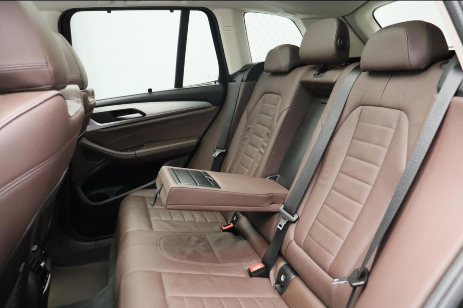 BMW X3 XDrive30e High Executive Pano/dak Head/up Sport/stoelen