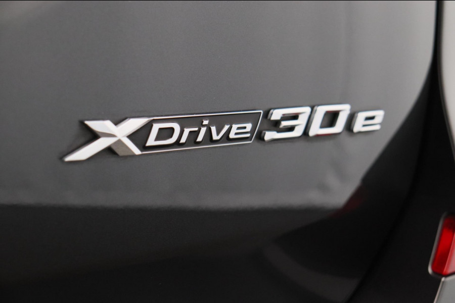 BMW X3 XDrive30e High Executive Pano/dak Head/up Sport/stoelen