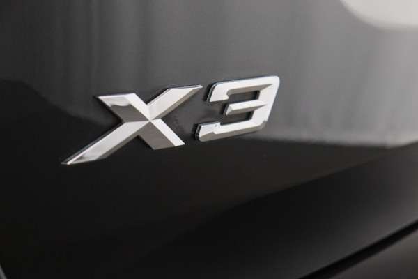 BMW X3 XDrive30e High Executive Pano/dak Head/up Sport/stoelen