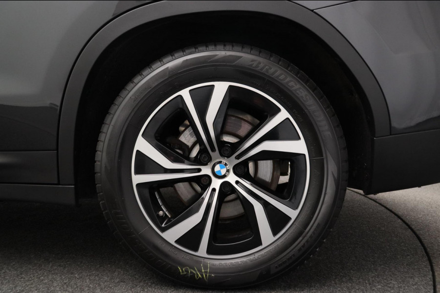 BMW X3 XDrive30e High Executive Pano/dak Head/up Sport/stoelen