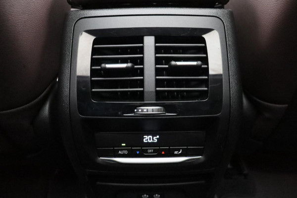BMW X3 XDrive30e High Executive Pano/dak Head/up Sport/stoelen