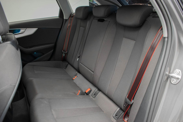 Audi A4 Avant 40 TFSI S edition |Massage|Navi|Adaptive|Matrix|