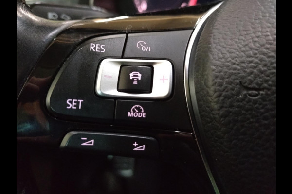 Volkswagen Tiguan 2.0 TSI 4Motion Highline Business R digitaal cockpit