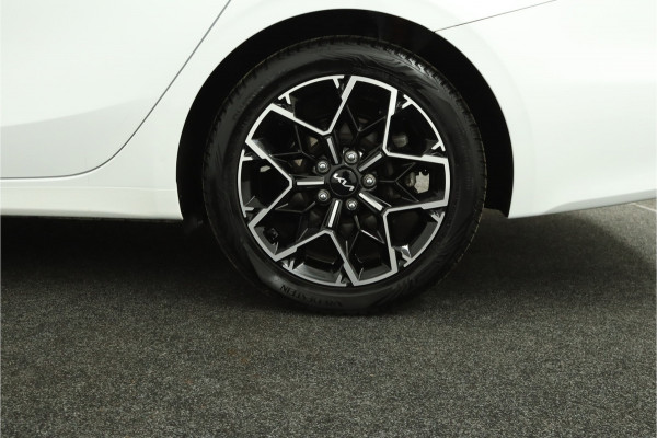 Kia Ceed Sportswagon 1.5 T-GDi GT-Line Apple Carplay/Android Auto - Cruise Control Adaptief - Dodehoekdetectie - Panoramadak - Navigatie - Stoel/Stuur verwarming - Fabrieksgarantie tot 10-2031