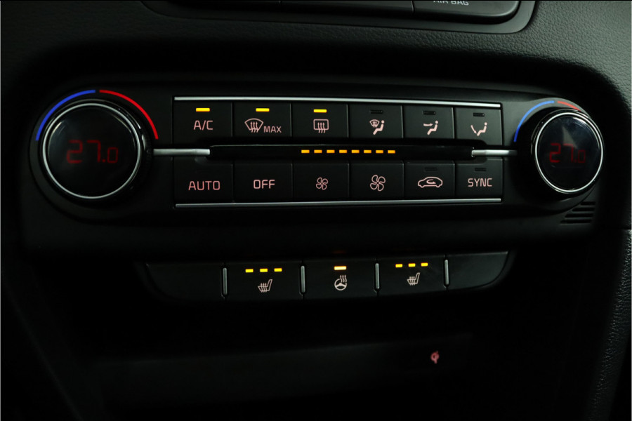 Kia Ceed Sportswagon 1.5 T-GDi GT-Line Apple Carplay/Android Auto - Cruise Control Adaptief - Dodehoekdetectie - Panoramadak - Navigatie - Stoel/Stuur verwarming - Fabrieksgarantie tot 10-2031
