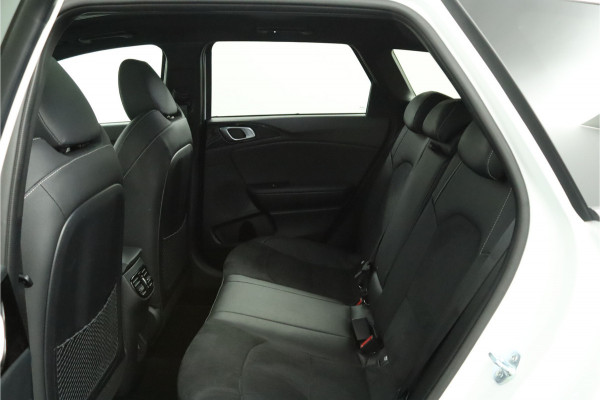 Kia Ceed Sportswagon 1.5 T-GDi GT-Line Apple Carplay/Android Auto - Cruise Control Adaptief - Dodehoekdetectie - Panoramadak - Navigatie - Stoel/Stuur verwarming - Fabrieksgarantie tot 10-2031