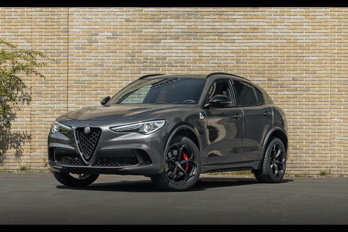 Alfa Romeo Stelvio Quadrifoglio 2.9 V6 510PK AWD | Harman Kardon | Adaptieve Cruise Control | Schuif/Kanteldak Alfa Romeo Stelvio Quadrifoglio 2.9 V6 510PK AWD | Harman Kardon | Adaptieve Cruise Control | Schuif/Kanteldak