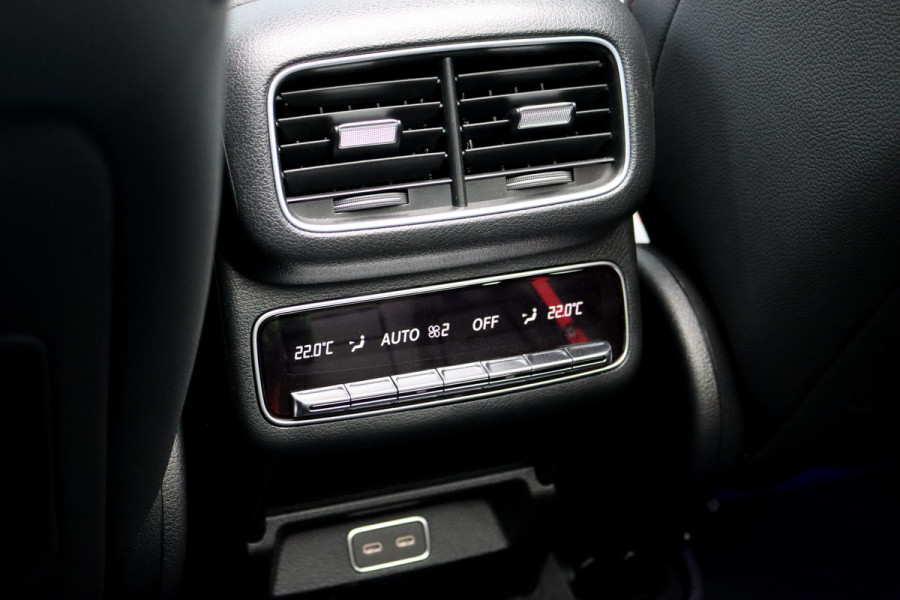 Mercedes-Benz GLE AMG 53 Hybrid Premium 4MATIC+ Aut9 | Luchtvering | Distronic | Memory | Trekhaak | HUD | Burmester | Luchtkwaliteitspakket | Surround Camera | Keyless Go | Augmented Reality |