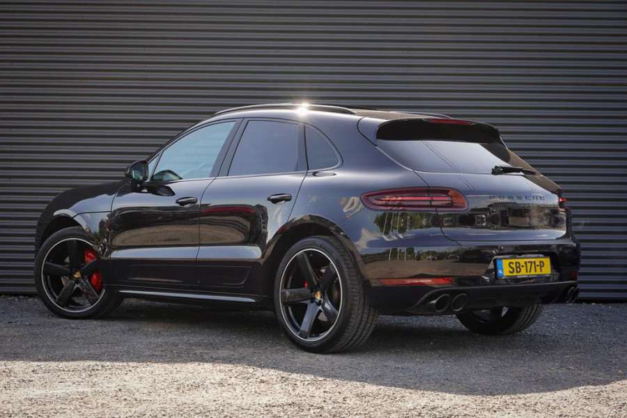 Porsche Macan 3.0 GTS / Pano / Leder / Luchtvering / NL Auto / 21''