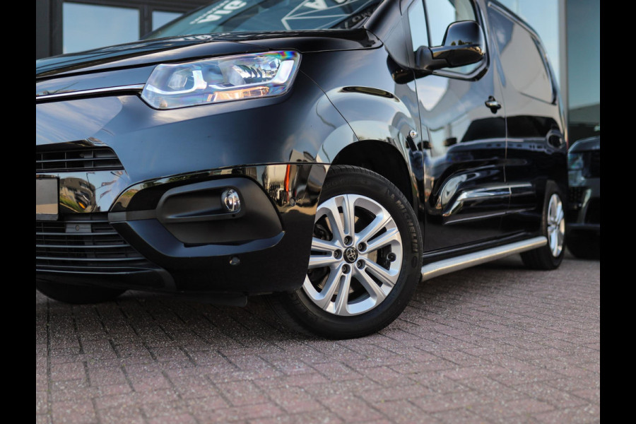 Toyota PROACE CITY 1.5 D-4D Innovator | Keyless | Camera | Leder | Dodehoekdetectie | ACC | Carplay
