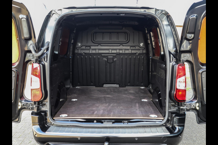 Toyota PROACE CITY 1.5 D-4D Innovator | Keyless | Camera | Leder | Dodehoekdetectie | ACC | Carplay