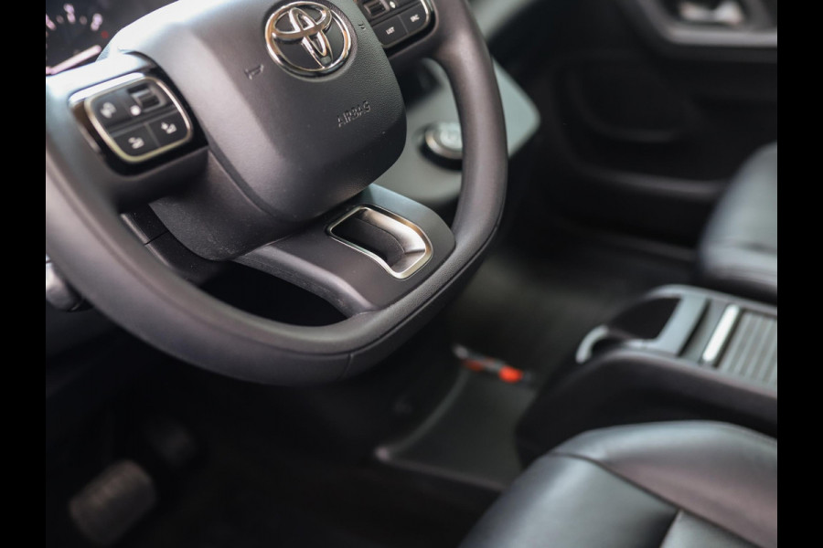 Toyota PROACE CITY 1.5 D-4D Innovator | Keyless | Camera | Leder | Dodehoekdetectie | ACC | Carplay