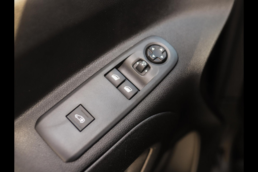 Toyota PROACE CITY 1.5 D-4D Innovator | Keyless | Camera | Leder | Dodehoekdetectie | ACC | Carplay