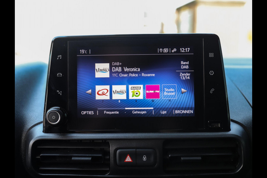 Toyota PROACE CITY 1.5 D-4D Innovator | Keyless | Camera | Leder | Dodehoekdetectie | ACC | Carplay