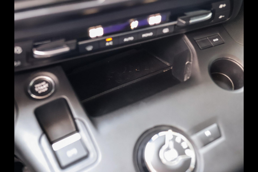 Toyota PROACE CITY 1.5 D-4D Innovator | Keyless | Camera | Leder | Dodehoekdetectie | ACC | Carplay