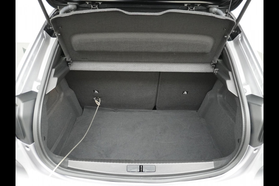Peugeot e-208 EV GT Pack 50 kWh CAMERA | NAVI | RIJKLAARPRIJS INCL. 12 MND. BOVAGGARANTIE